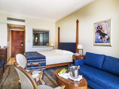 Superior Double Room with Sea View 3