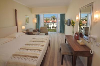 Single Room with Inland View 8