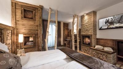 Luxury Double or Twin Room 4