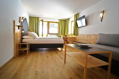 Superior Junior Suite 2