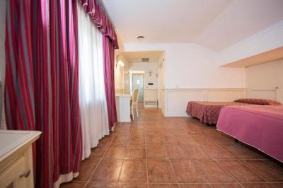 Triple Room 3