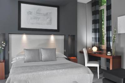 Standard Double Room 1