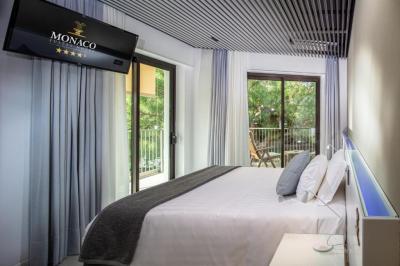 Superior Single Room with Balcony 5