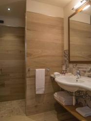 Triple Room with Balcony 3