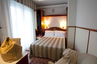 Standard Single Room 5