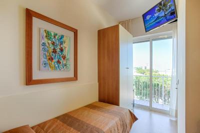 Single Room 1