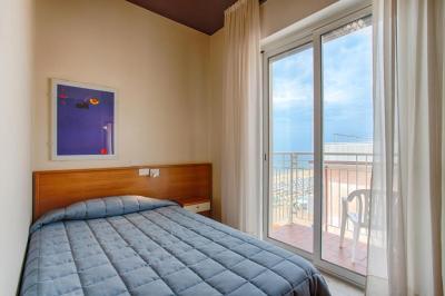 Deluxe Single Room 10