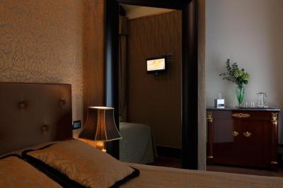 Double Room 1