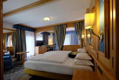 Suite (2 Adults) 3