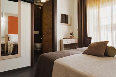 Superior Double or Twin Room with balcony 3