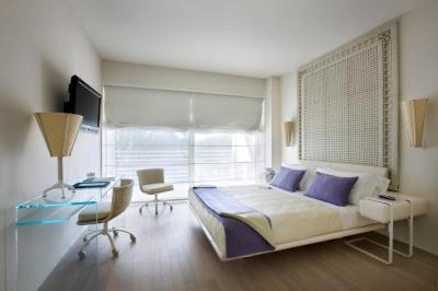 Deluxe Double Room 2