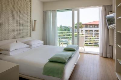 One-Bedroom Apartment 7