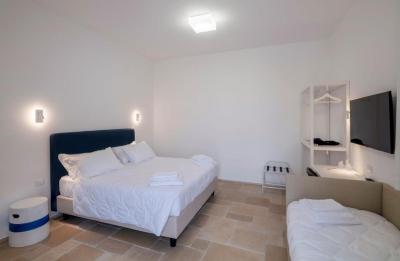 Deluxe Room 1