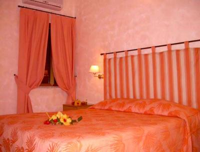 Triple Room 1
