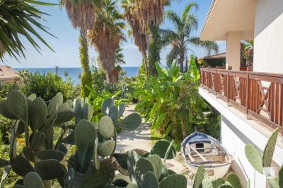 Double Room with Garden View 3