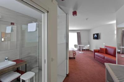 Suite Junior (3 Adultes) 10
