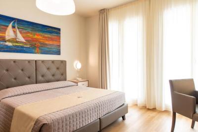 Chambre Triple Sup&eacute;rieure&nbsp;-&nbsp;Vue sur Mer 3