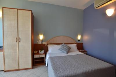 Quarto Duplo Standard 4