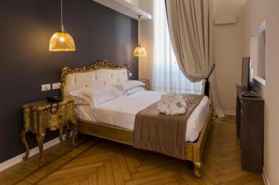 Suite with Spa Access 1