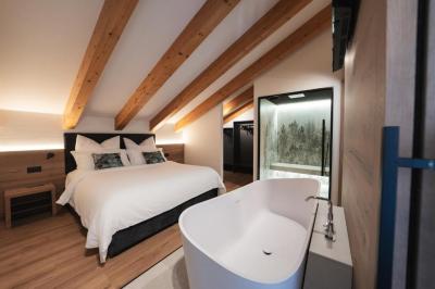 Suite with Sauna 6
