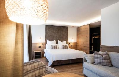 Luxury Triple Room 7