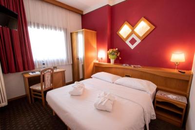 Double or Twin Room 3