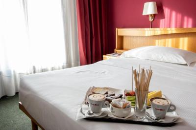 Triple Room 6