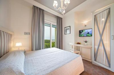 Habitaci&oacute;n Triple Cl&aacute;sica 3