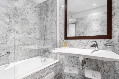 Standard Double Room with Parking 4