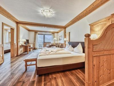 Quadruple Room with Balcony 4