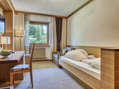 Single Room - without Air Conditioning and Balcony 5