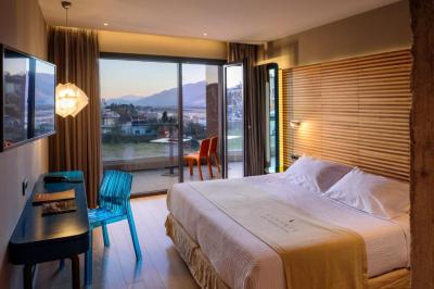 Premier Double or Twin Room with Mountain View 1