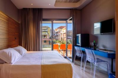 Comfort Double or Twin Room with City View 7