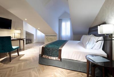 Double or Twin Room 1