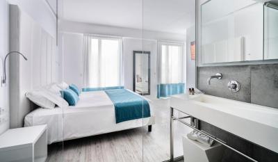 Junior Suite with Beach Access 5