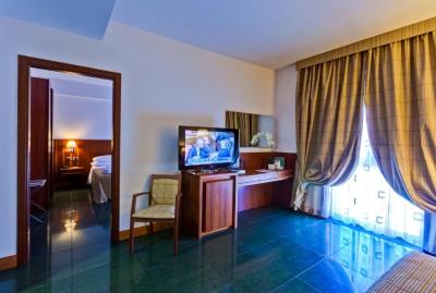Family Suite 3