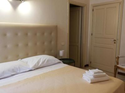 Deluxe Room 3