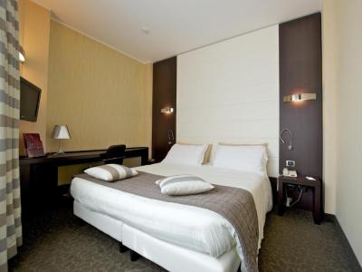 Superior Double Room 2