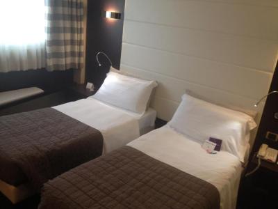 Superior Twin Room 4