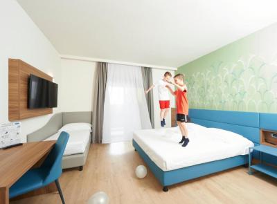 Family Room 2