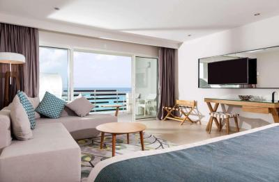 Roof Top Butler Suite 4
