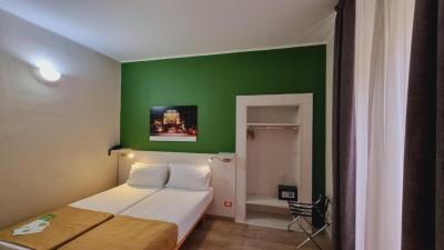 Twin Room 3