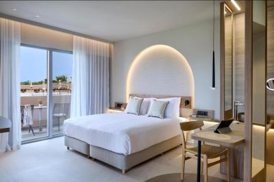 Deluxe Family Junior Suite Sea View 7
