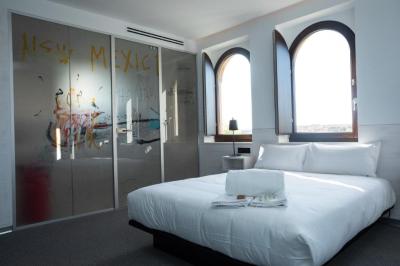 Double Room 1