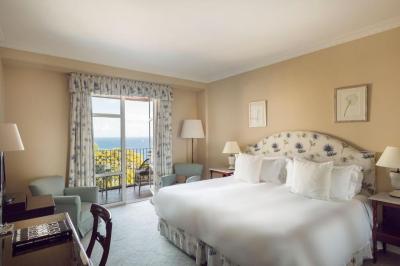 Deluxe Double Room with Sea View 2