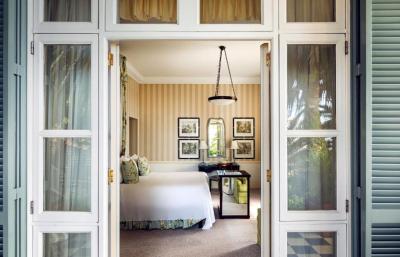 Deluxe Junior Suite 6
