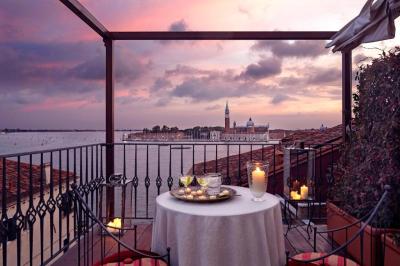 Suite with Terrace 9