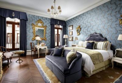 Giglio Prestige, Larger Guest room, S.Maria D.Giglio view  1 King or 2 Twin/Single Bed(s) 3