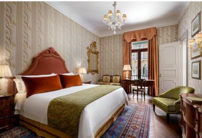 Serenissima Suite, 1 Bedroom Suite, S.Maria D.Giglio view, 1 King 6