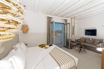 Junior Suite with Sea View 5